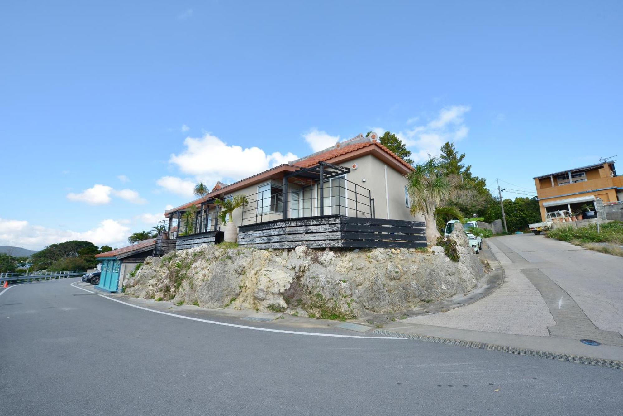 Starsビーチまで徒歩2分 古宇利島の自然に囲まれた非日常体験 Villa Nakijin Exteriör bild